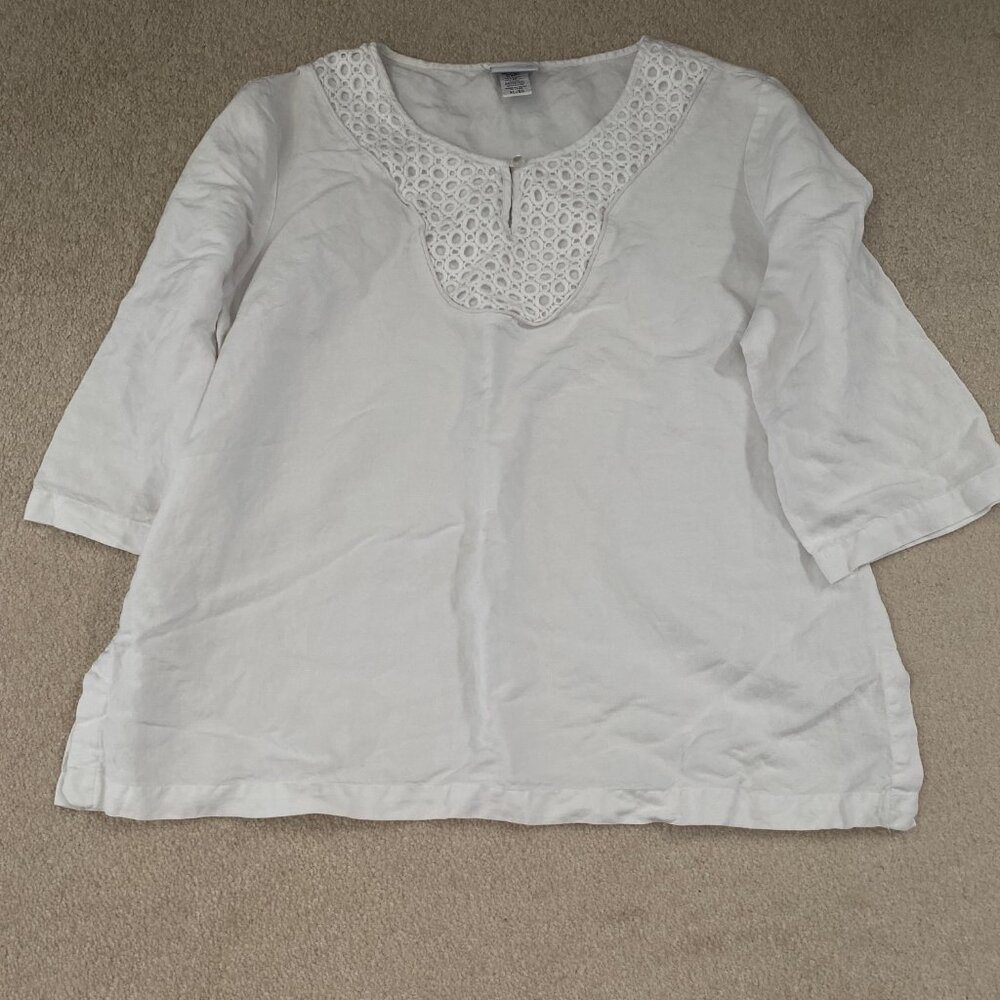Jaclyn Smith 50% Linen Top White Eyelet Size XTRA Lg 3/4 Bell Sleeve